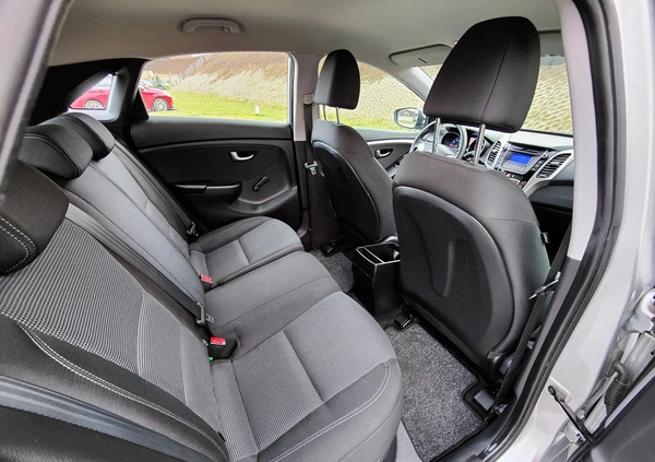 Hyundai I30 cena 37900 przebieg: 113756, rok produkcji 2015 z Węgorzyno małe 742